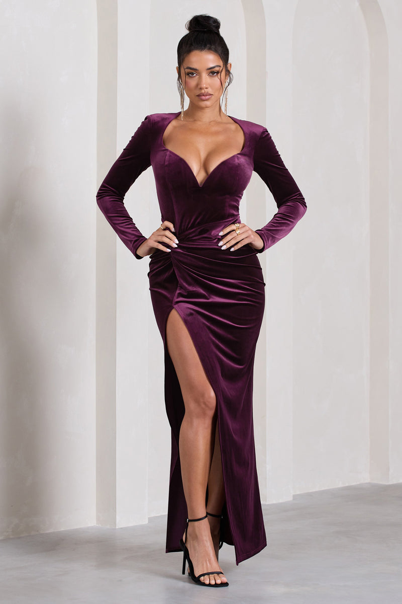 Vin Chaud | Vestido largo de terciopelo morado oscuro, de manga larga y con abertura