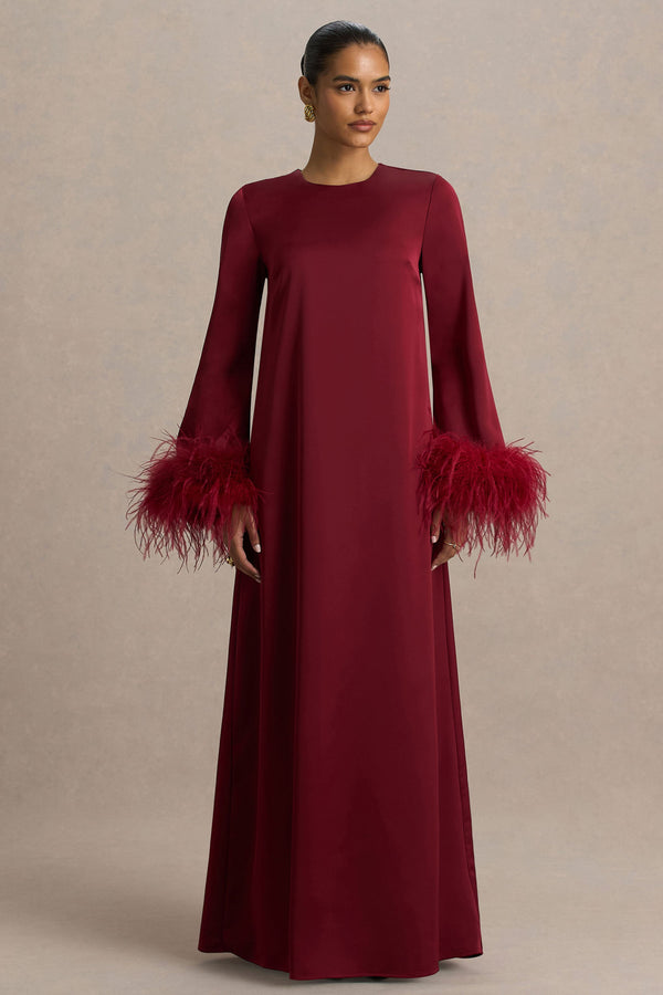 Adella | Vestido largo de satén burdeos con ribete de plumas