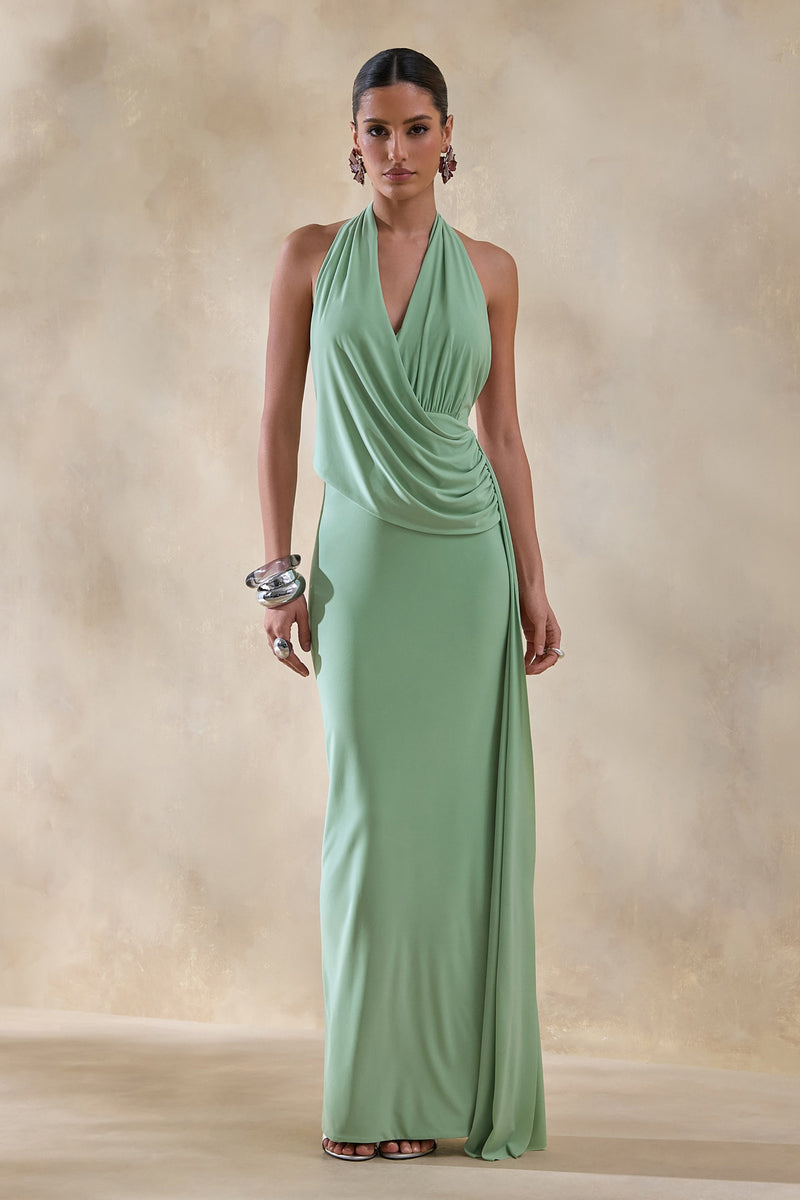 Rosina | Vestido largo drapeado verde salvia con cuello halter y fajín