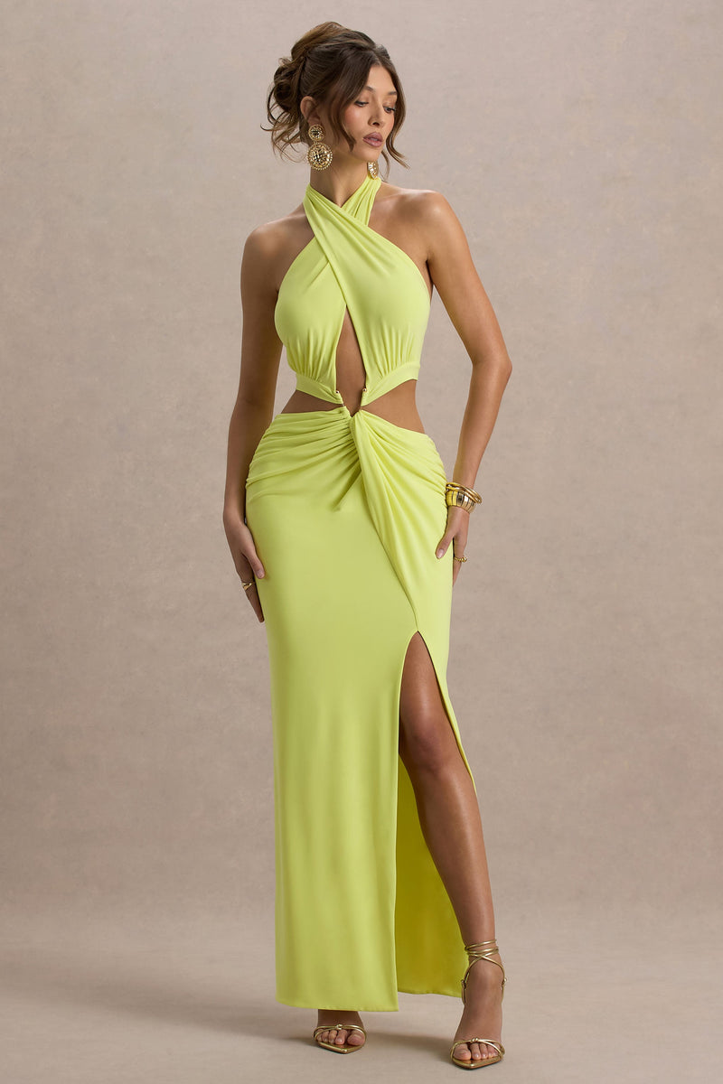 Aura | Vestido maxi verde lima de cuello halter con recortes y abertura lateral