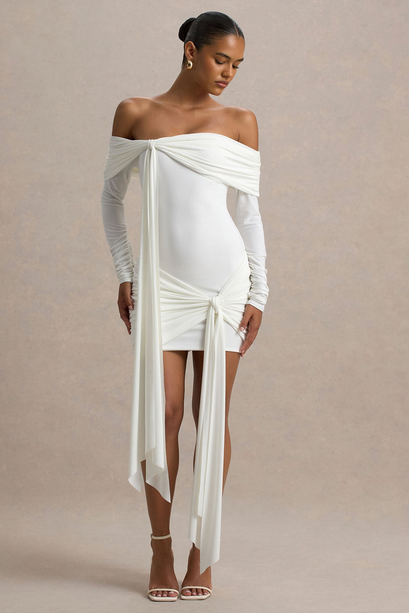 Essie | Vestido mini blanco de escote Bardot cruzado con detalle de fajín