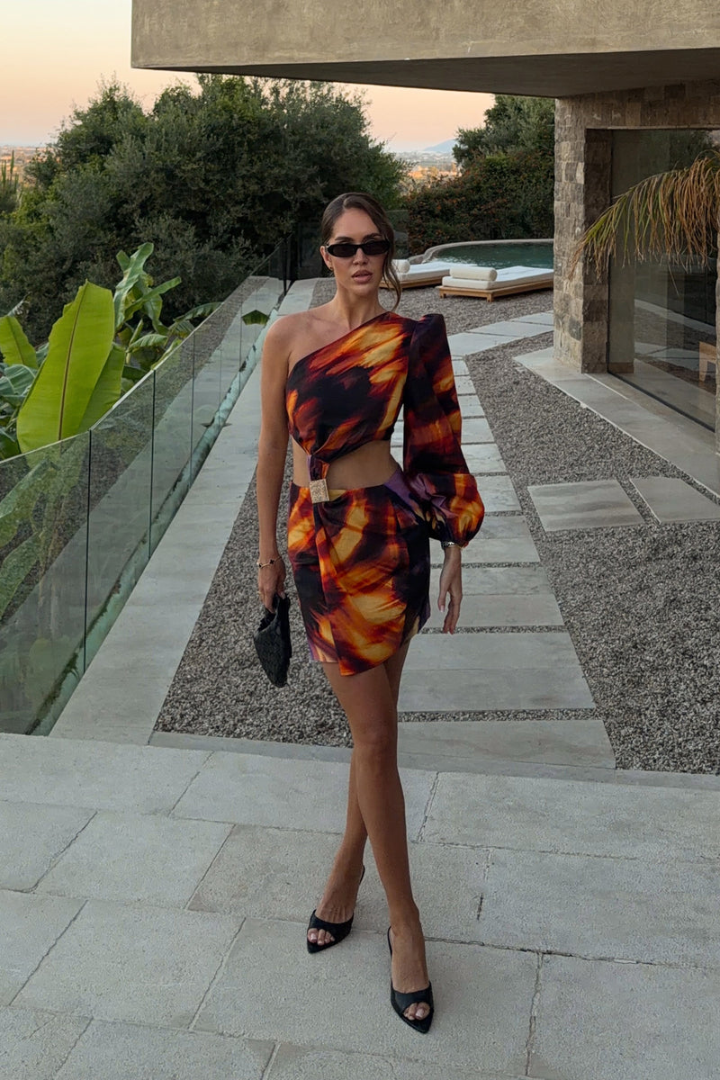 Zen | Vestido mini asimétrico con estampado efecto humo y detalle de abertura