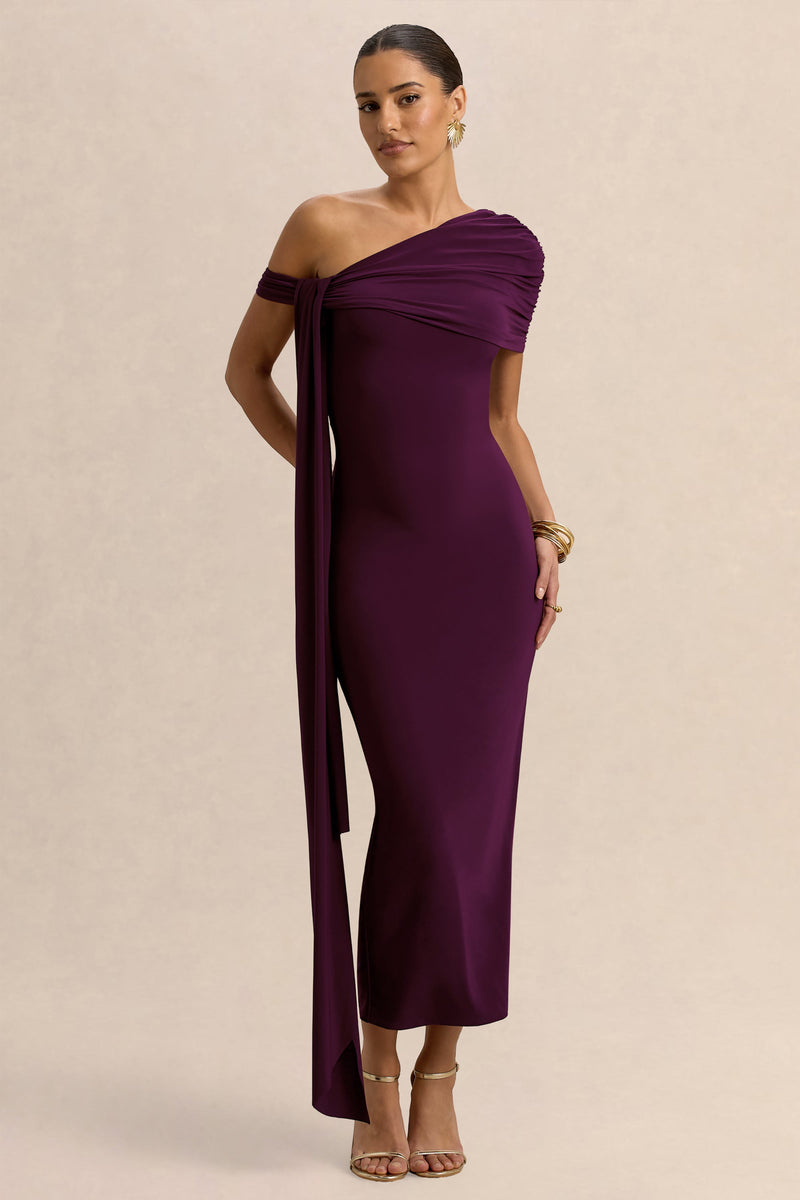 Praia | Vestido midi color ciruela con escote asimÃ©trico, fajÃ­n y detalles drapeados