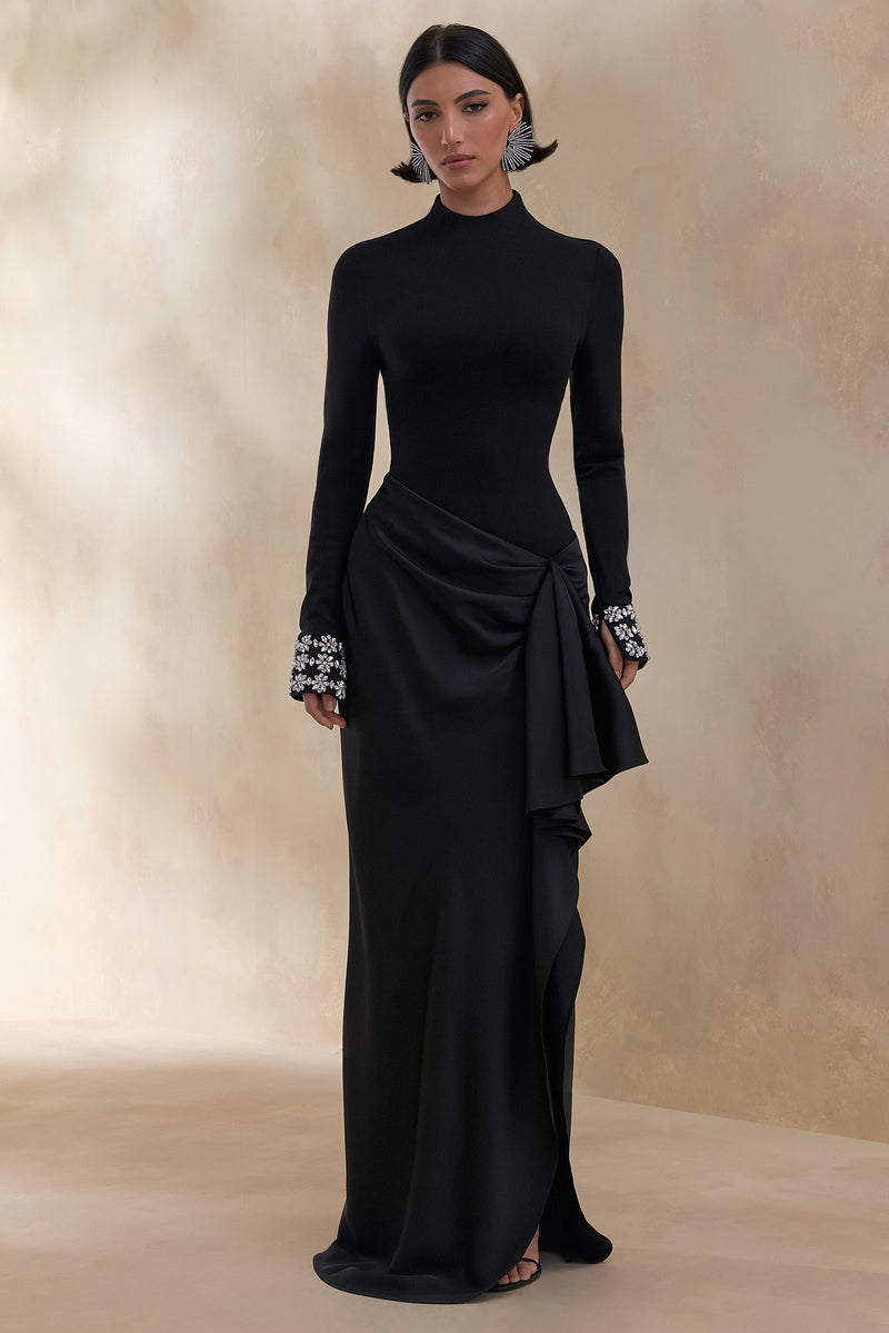 Starred | Vestido maxi negro de cuello alto con falda cruzada de satén y puños adornados
