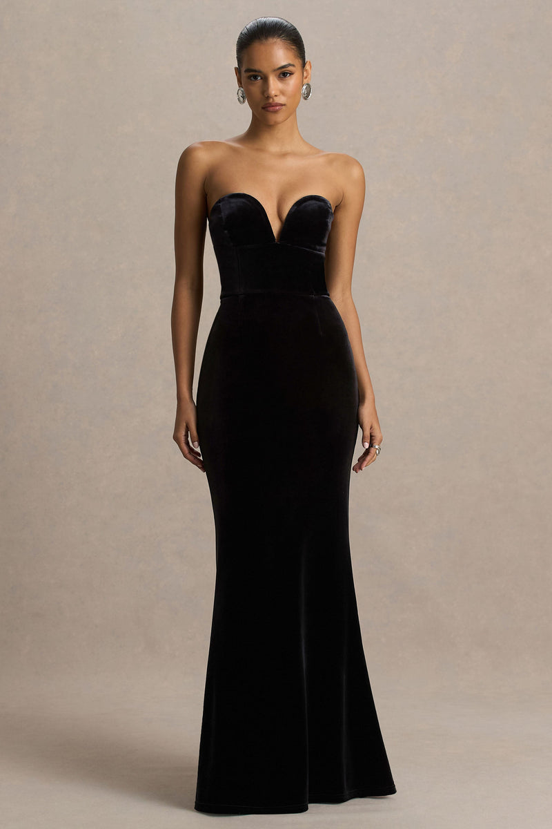 Yolanda | Vestido largo negro de terciopelo con escote corazón