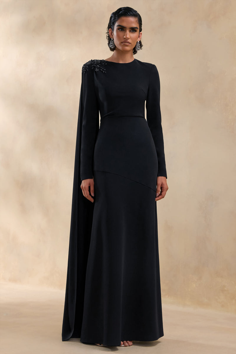 Reese | Vestido largo negro de cuello alto con detalles adornados y fajín