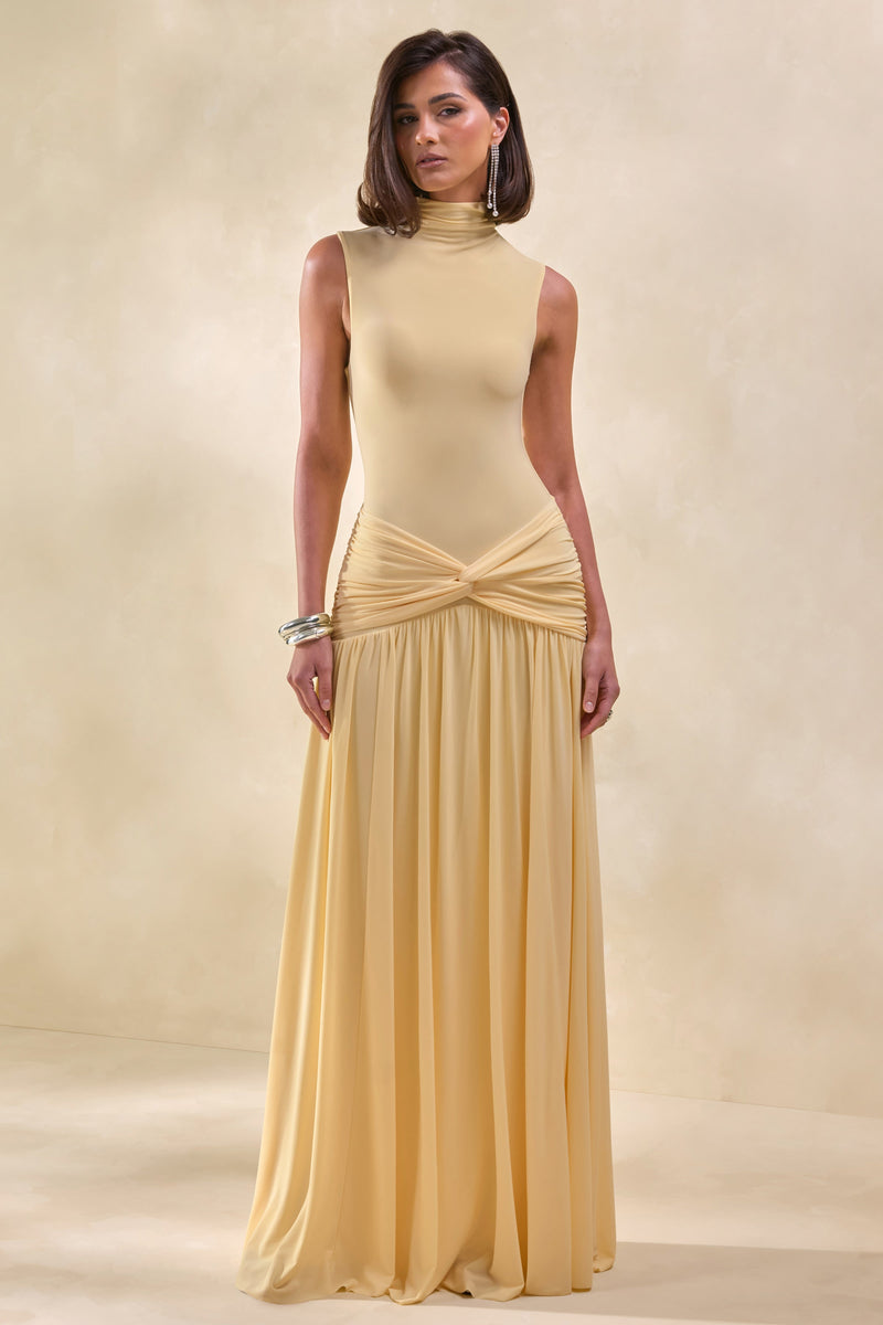Glimora | Vestido largo color limón de cuello alto con detalles fruncidos