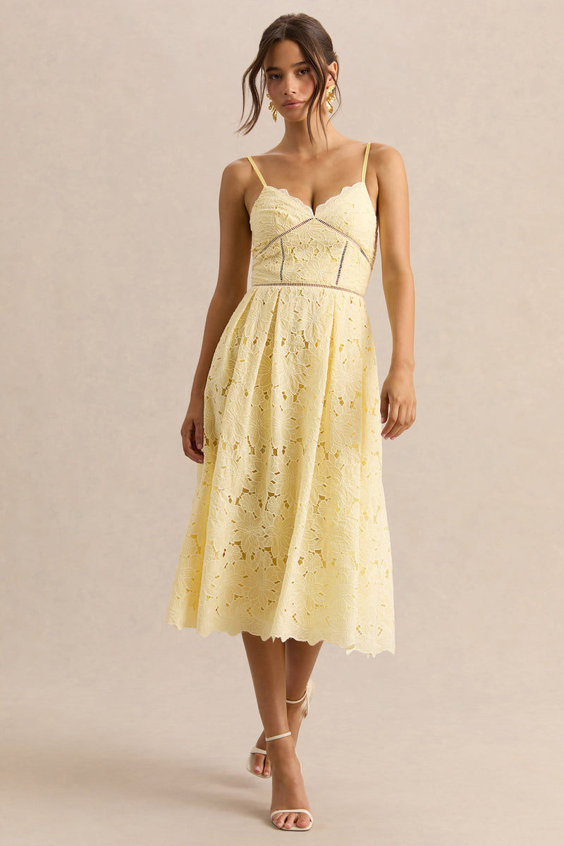 Nicoline | Vestido midi de encaje amarillo limón con escote corazón y tirantes tipo camisola