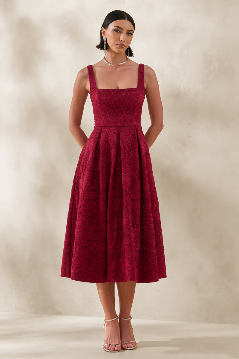 Ashmara | Vestido midi de encaje color burdeos con escote cuadrado