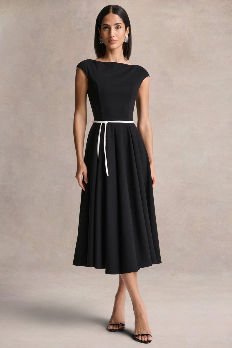Nataline | Vestido midi negro de cuello redondo con detalle de cinturón blanco