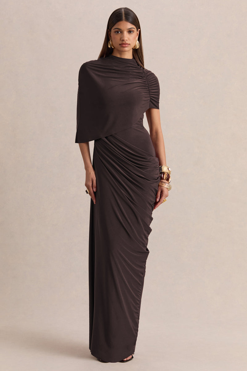 Lunaline | Vestido largo marrón de cuello alto con capa asimétrica y detalles drapeados