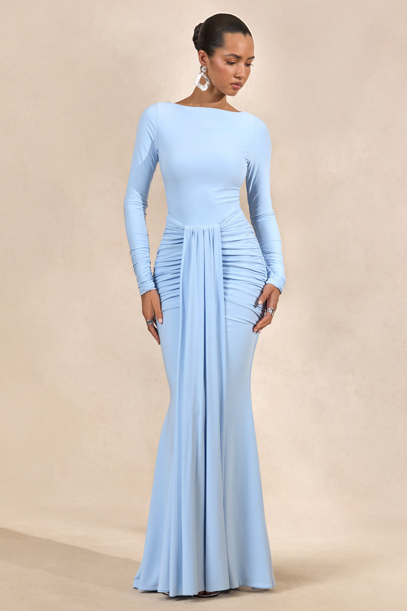 Liatris | Vestido largo azul claro con escote amplio y detalles fruncidos