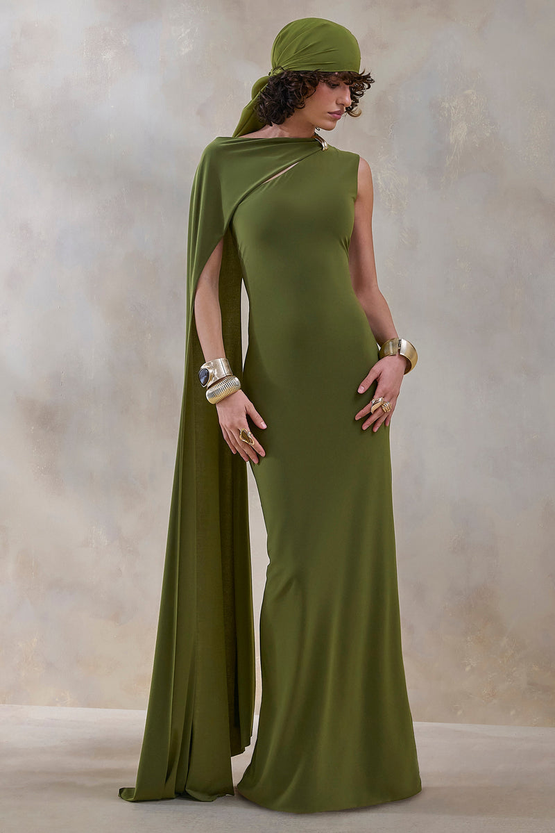 Isdelia | Vestido largo verde de cuello asimétrico con mangas tipo capa