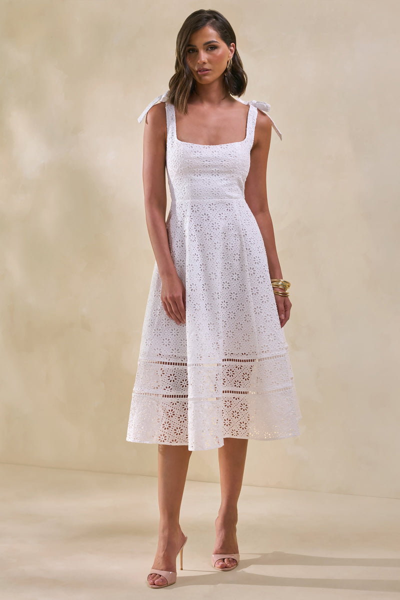 Veralia | Vestido midi blanco de broderie con escote cuadrado y mangas con lazo