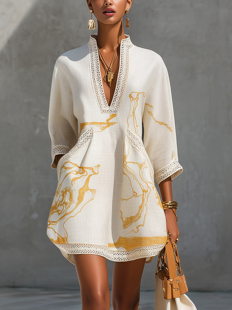 Aliénor | Vestido corto de encaje de crochet marfil con motivos dorados y escote en V